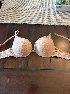 Victoria's Secret Lace Push-Up Bra in Beige